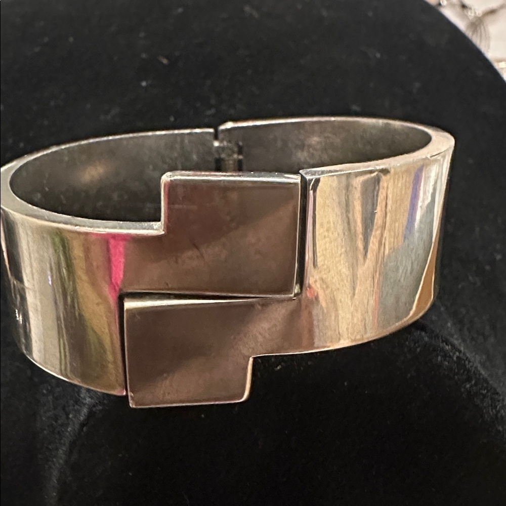 Silver Geometric Men's Bracelet - Picture 3 of 3